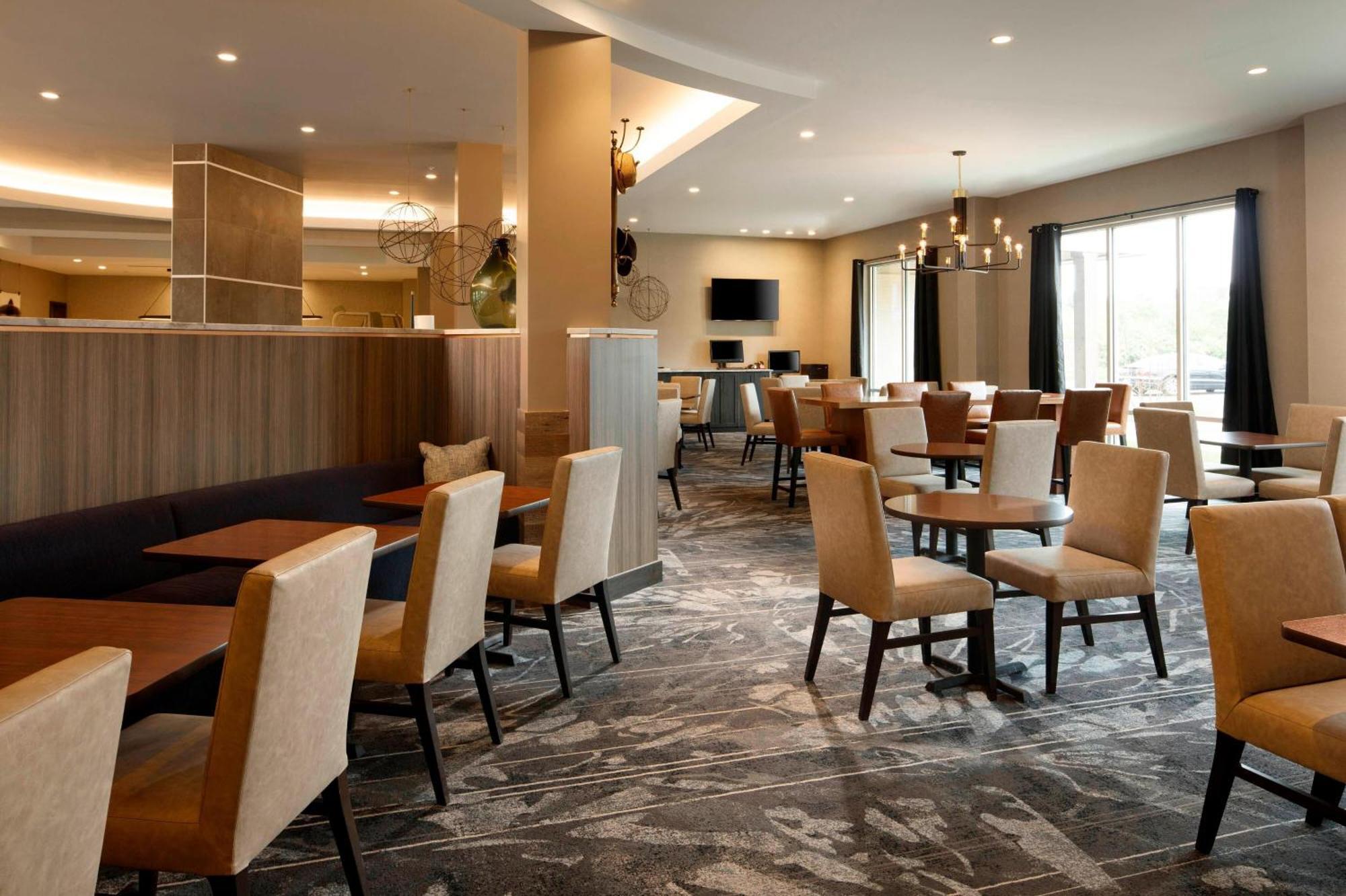 Fairfield Inn & Suites By Marriott Louisville Northeast Εξωτερικό φωτογραφία