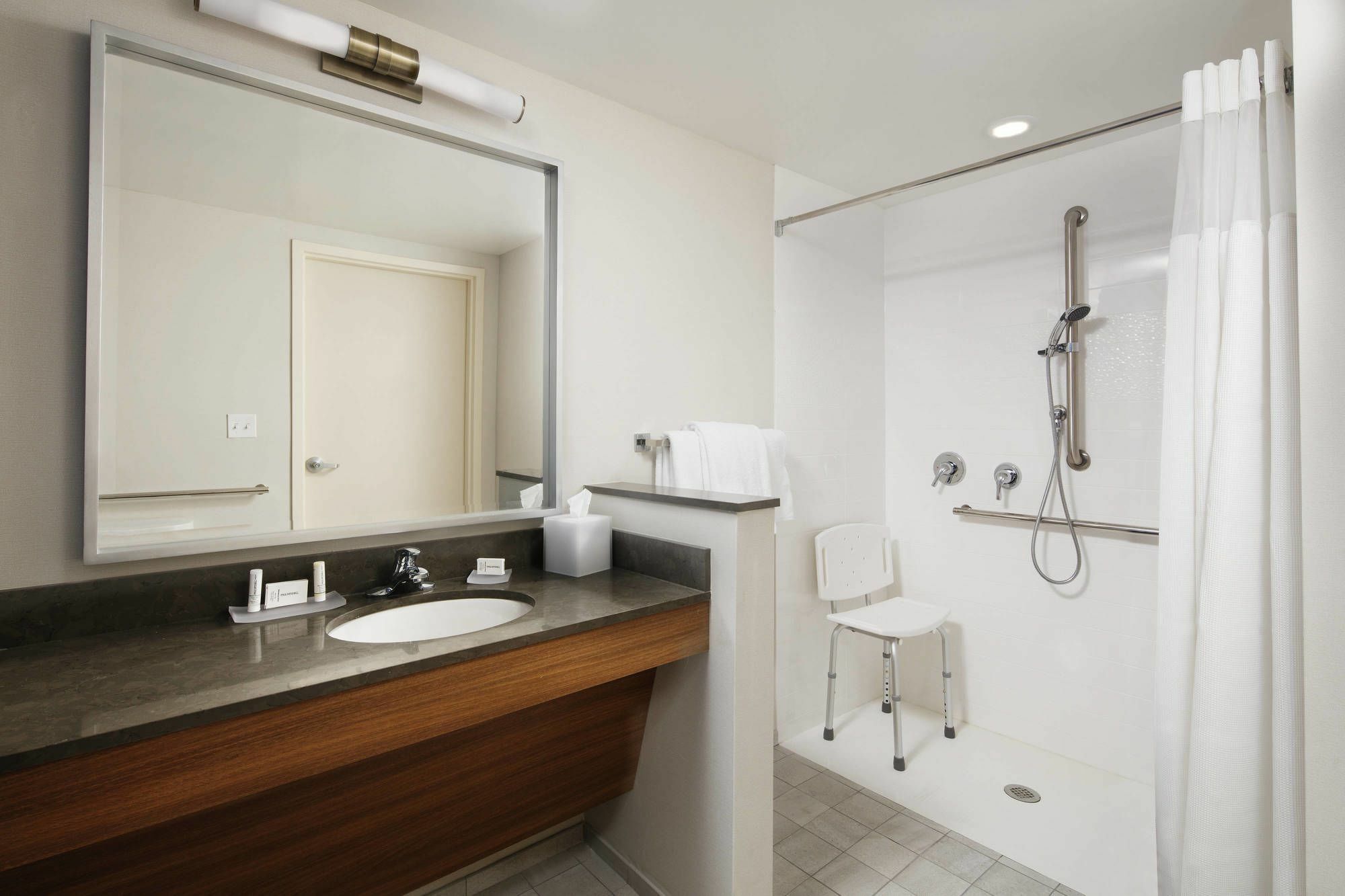 Fairfield Inn & Suites By Marriott Louisville Northeast Εξωτερικό φωτογραφία